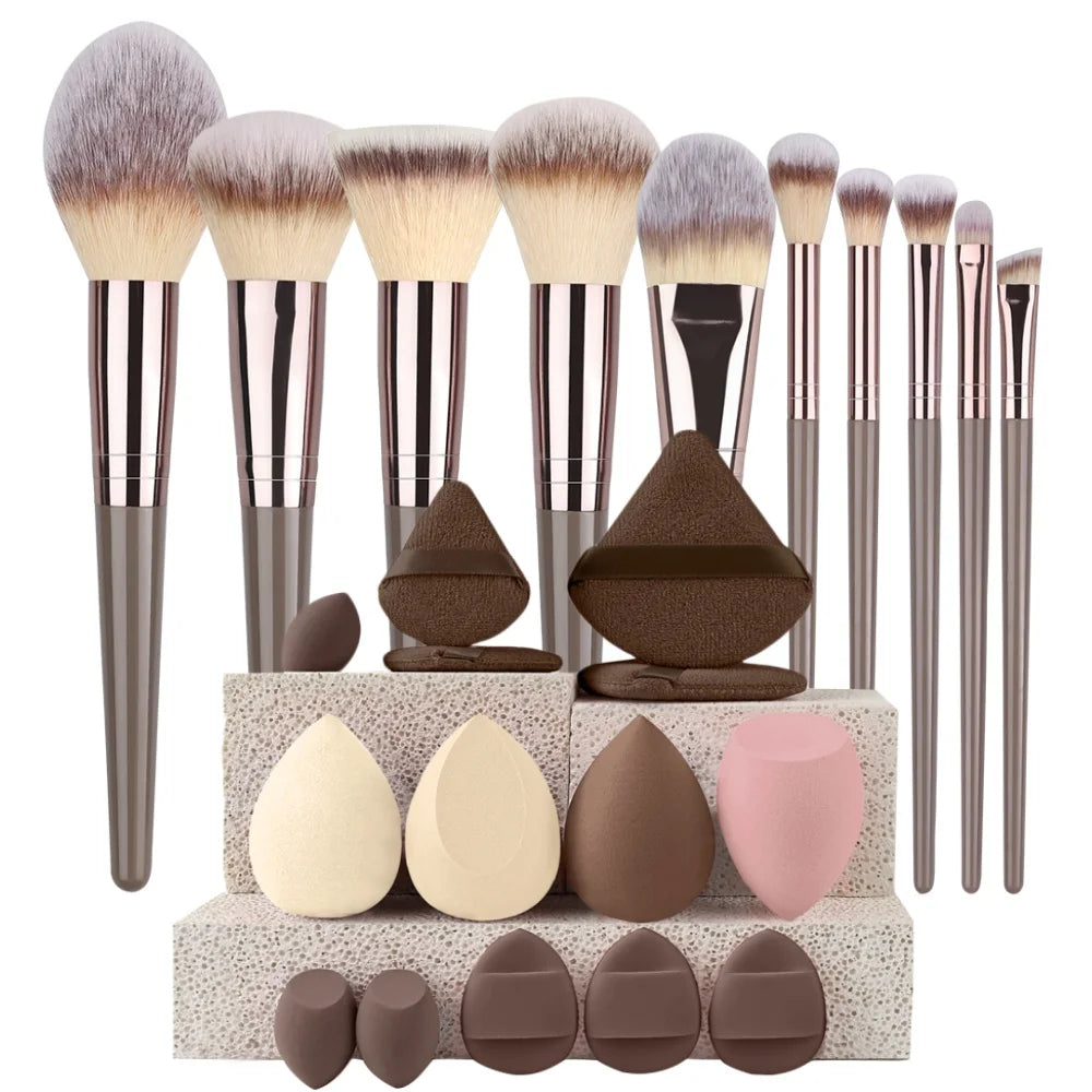 3–20PCS Makeup Brush Set – Soft Synthetic Brushes