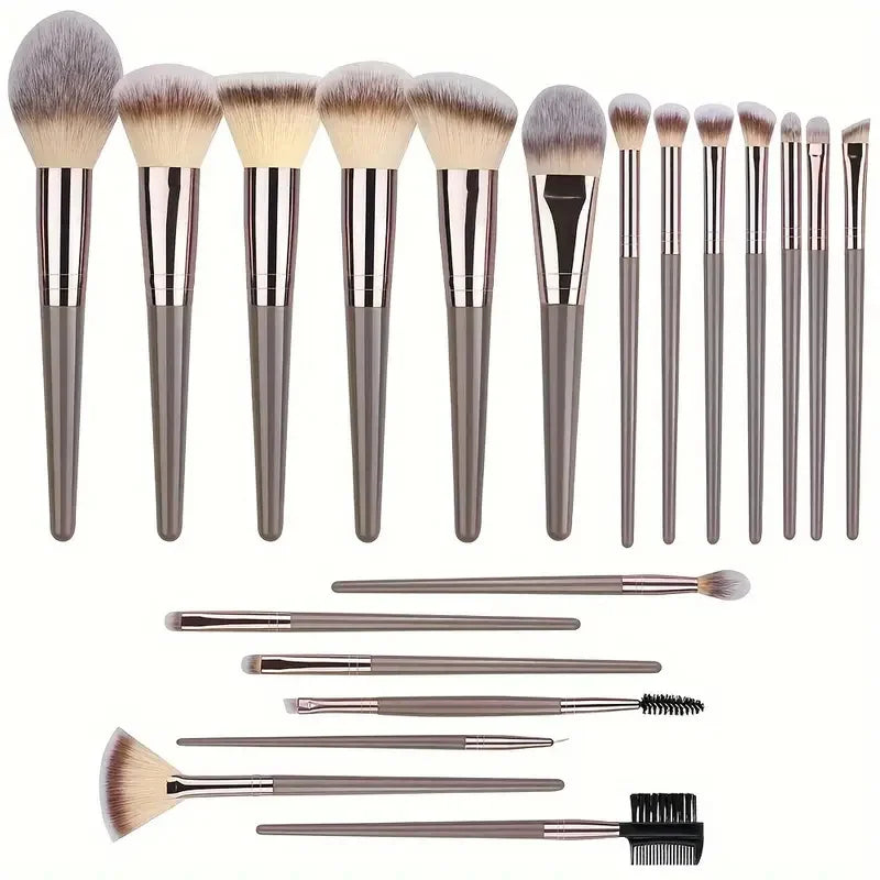 3–20PCS Makeup Brush Set – Soft Synthetic Brushes