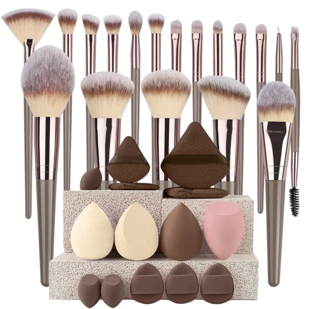 3–20PCS Makeup Brush Set – Soft Synthetic Brushes
