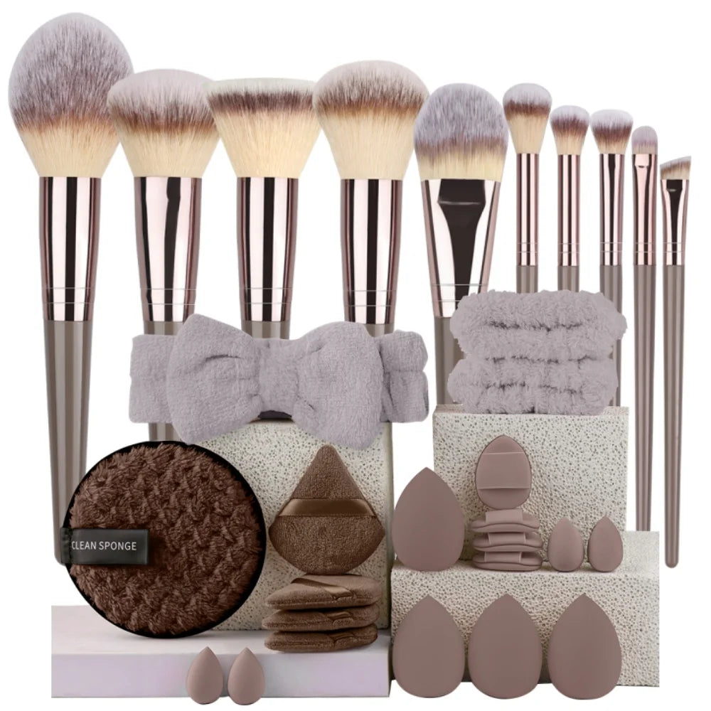 3–20PCS Makeup Brush Set – Soft Synthetic Brushes