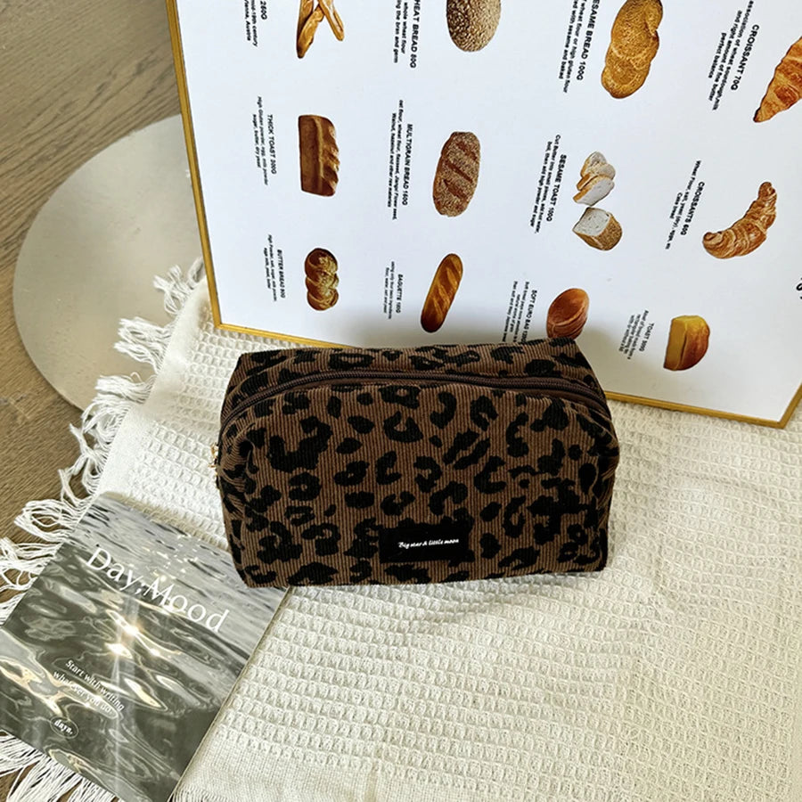 Unique Leopard Print Makeup Bag • Large-Capacity Cosmetic Organizer • Lipstick Storage Pouch