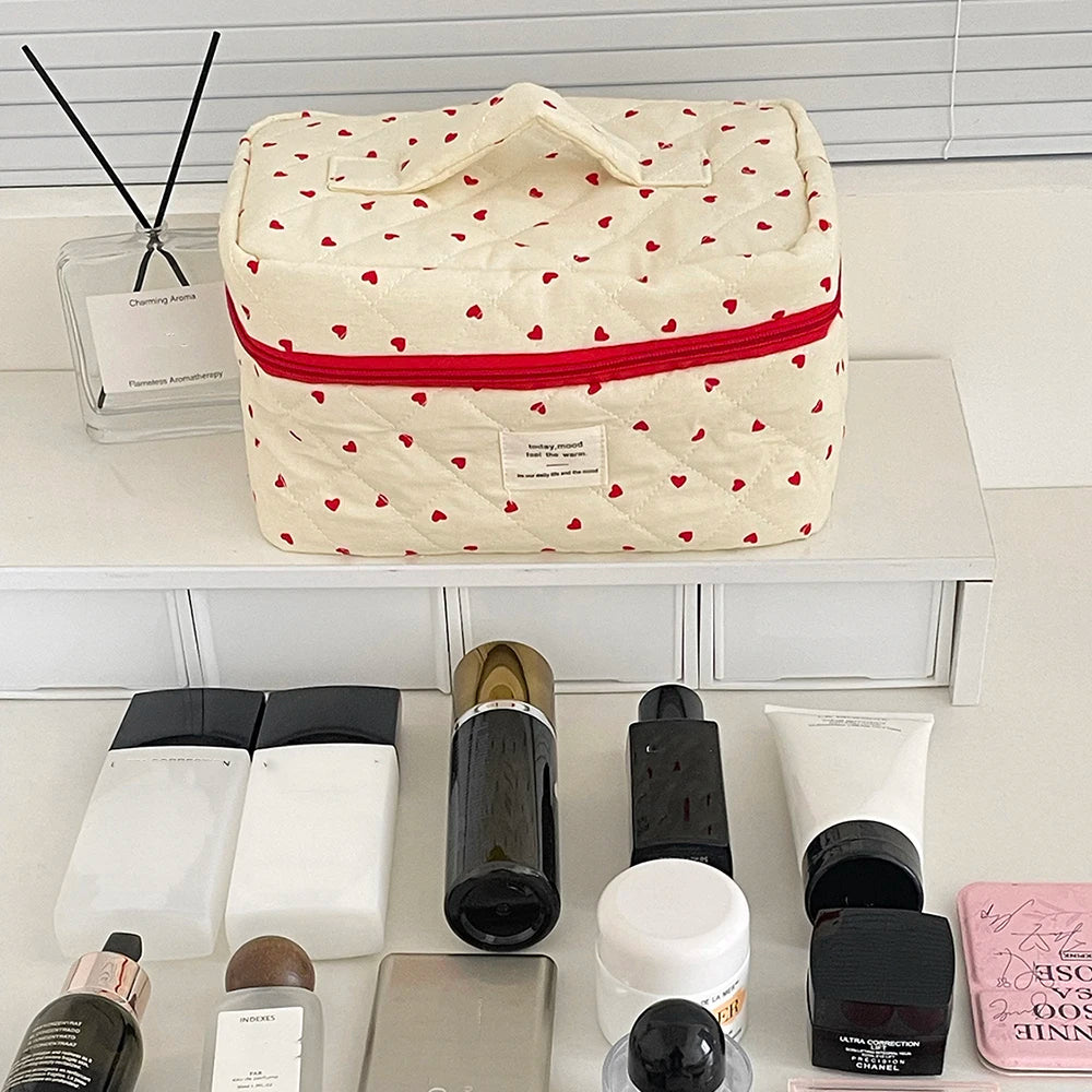 Fashion Ins Heart Women Quilting Makeup Bag Large Capacity Toiletry Cosmetic Storage Pouch Handbag Ladies Zipper Makeup Bag