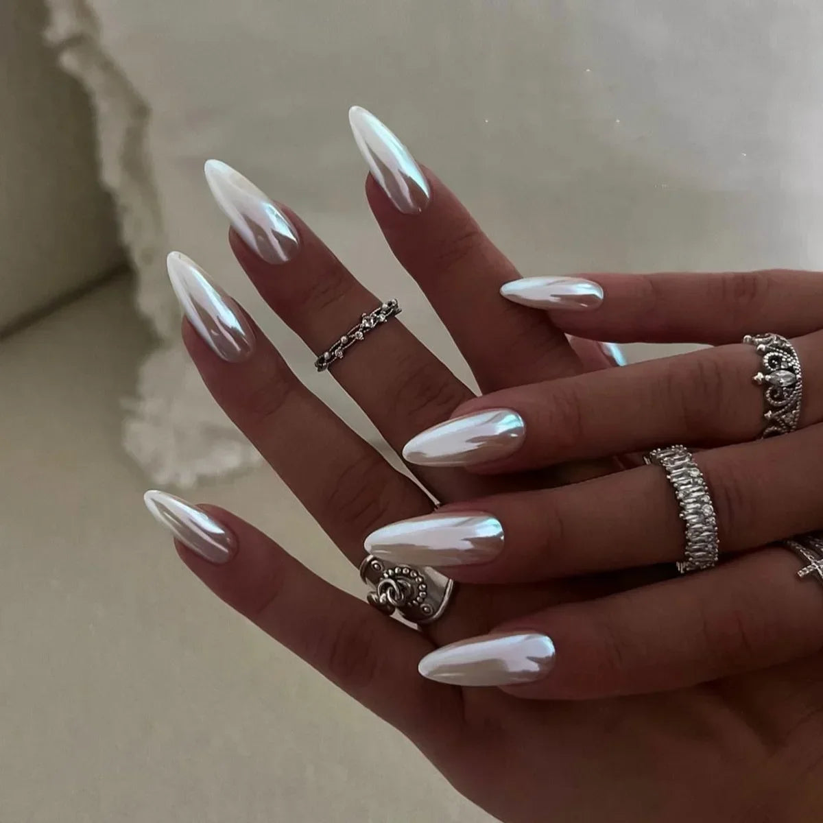 24Pcs French Almond False Nails Glitter with Rhinestones Wearable Fake Nails Artificial Simple Full Cover Press on Nails Tips