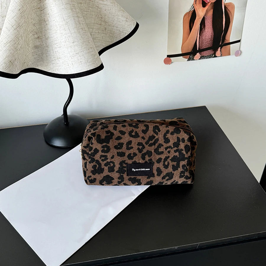 Unique Leopard Print Makeup Bag • Large-Capacity Cosmetic Organizer • Lipstick Storage Pouch