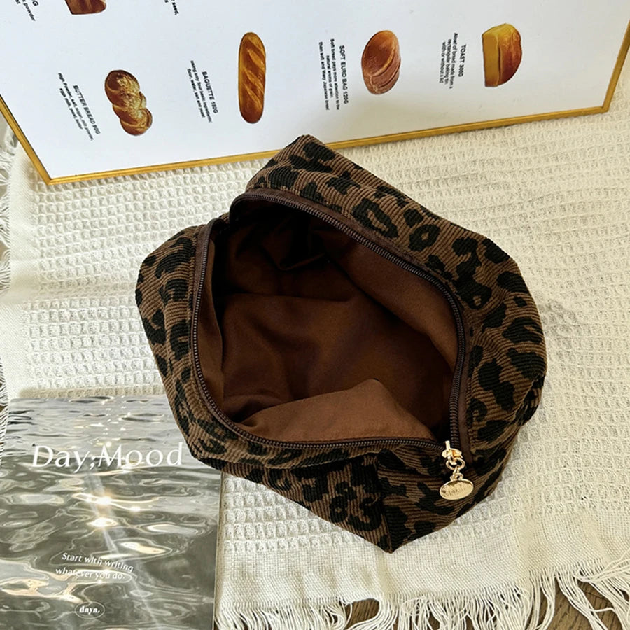 Unique Leopard Print Makeup Bag • Large-Capacity Cosmetic Organizer • Lipstick Storage Pouch