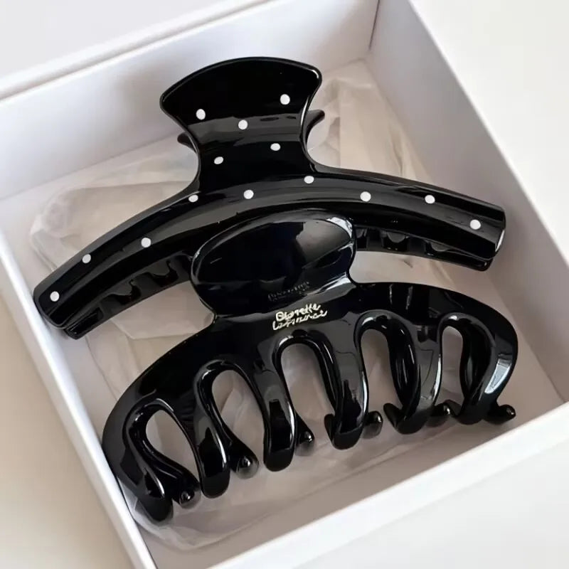 Korean Shark Hair Clip – Large Acrylic Claw Clamp