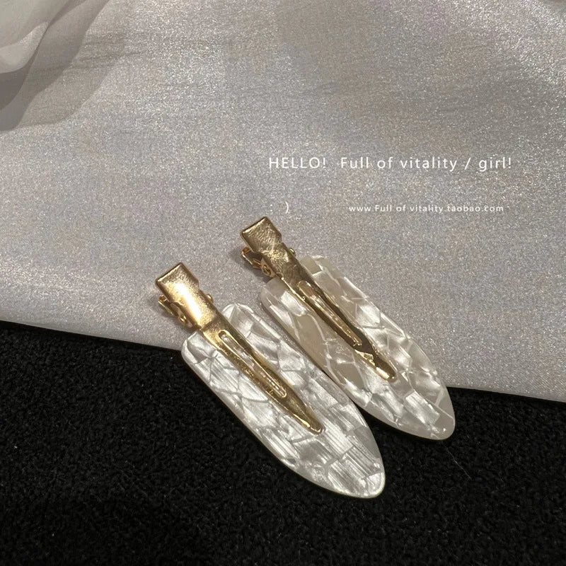 Sakura No-Bend Hair Clips (2/4 Pack)